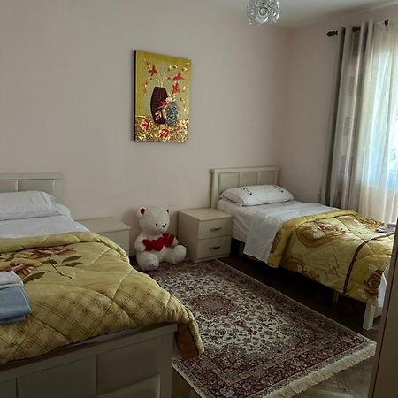 Hoxha House Hotel Krujë Buitenkant foto