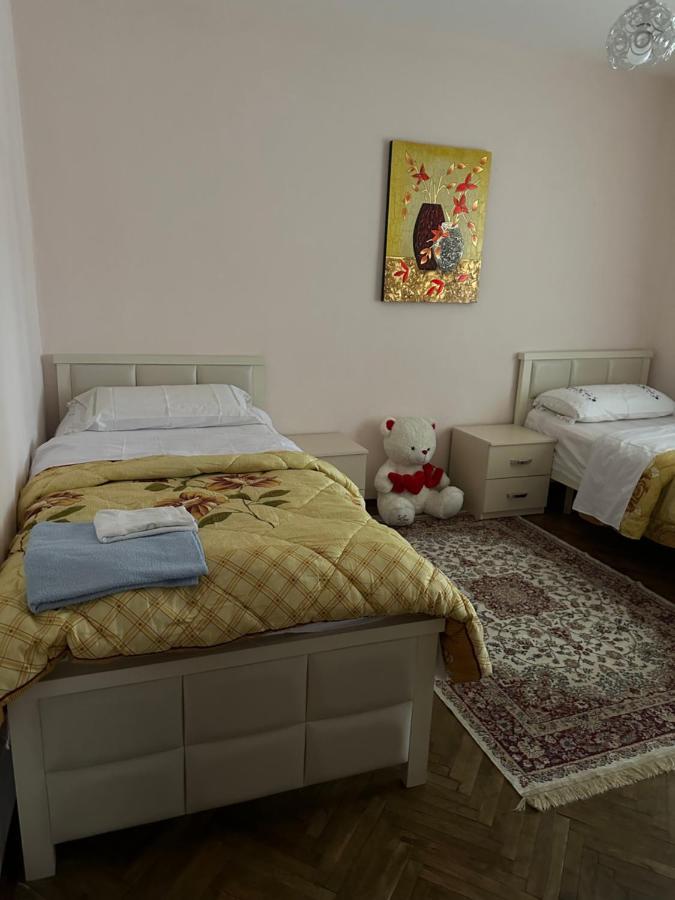 Hoxha House Hotel Krujë Buitenkant foto